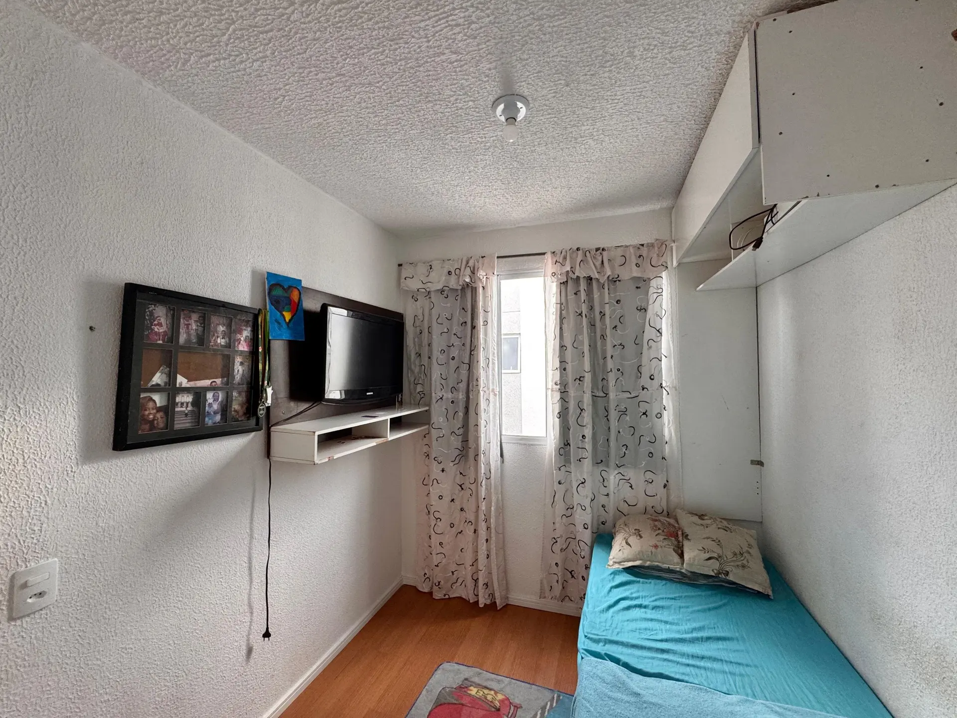 Furnished 2-bedroom apartment with 1 bathroom — photo 26
