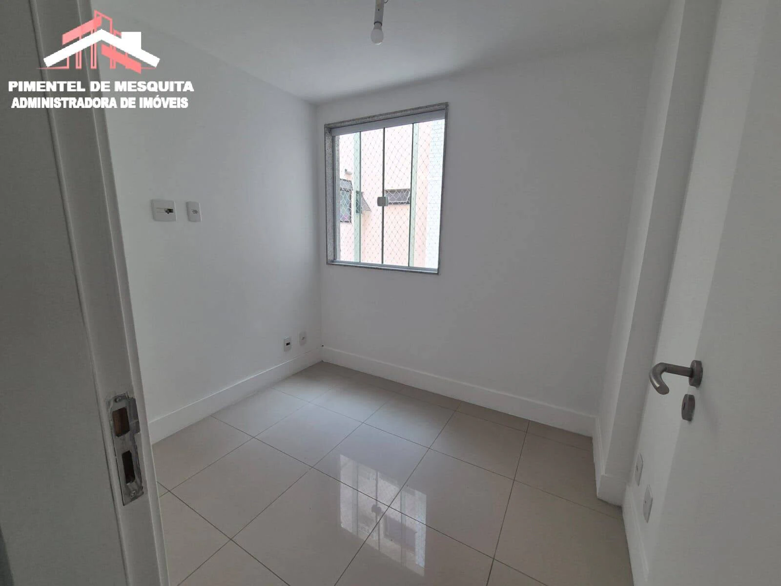 Apartamento de 2 quartos com varanda gourmet — photo 14