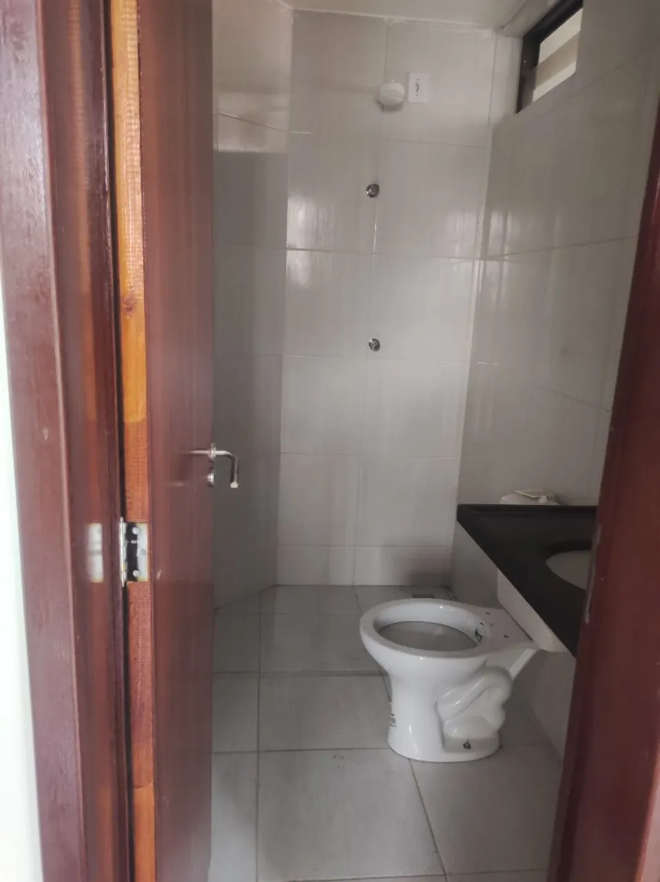 3-bedroom apartment in a building with a pool — photo 10