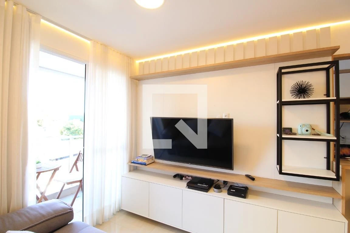 Собственный бассейн и 2 спальни: квартира 64 м² — photo 33