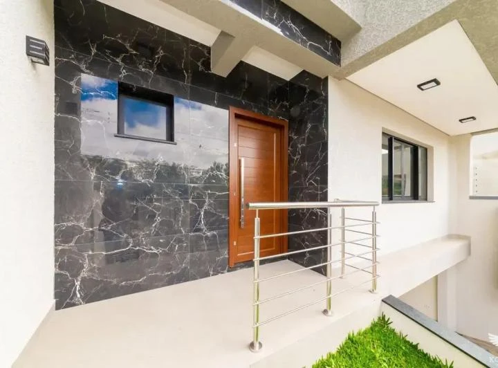 Two-story house with 3 bedrooms and 230 m², 2 parking spots — photo 6
