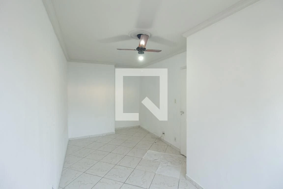 Apartamento de 1 dormitorio con cocina a gas cerrada — photo 27
