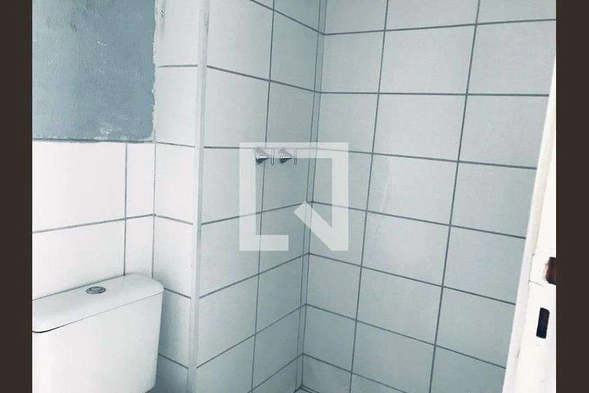 Apartamento de 54 m² com 2 quartos e banheiro — photo 2