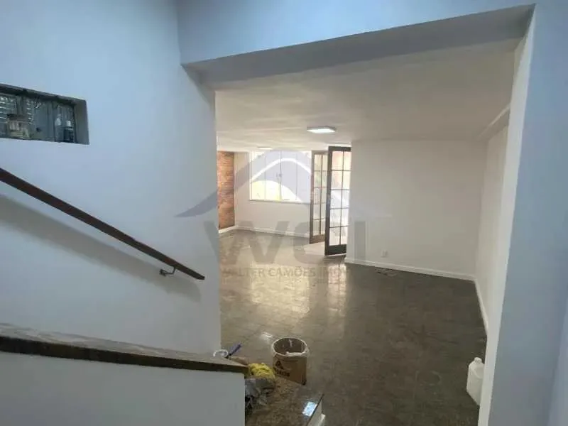 Triplex house with 5 bedrooms and 5 bathrooms and parking for 5 — photo 17