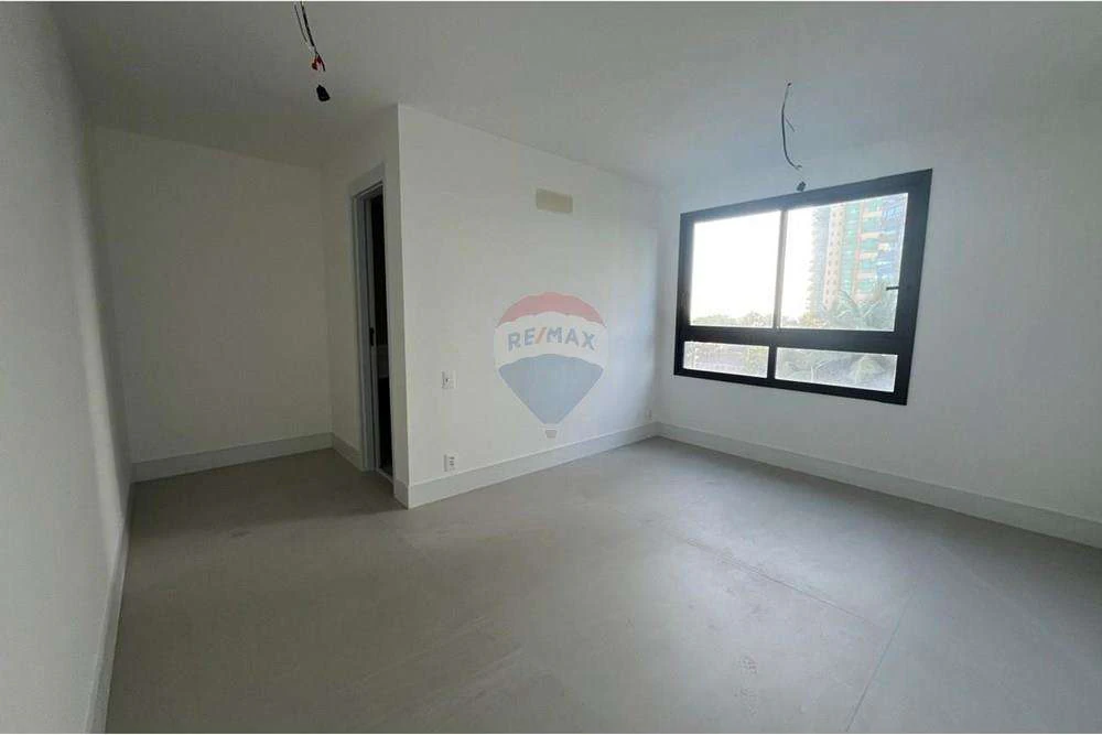 150 m² apartment with 3 en-suite bedrooms and parking — photo 21