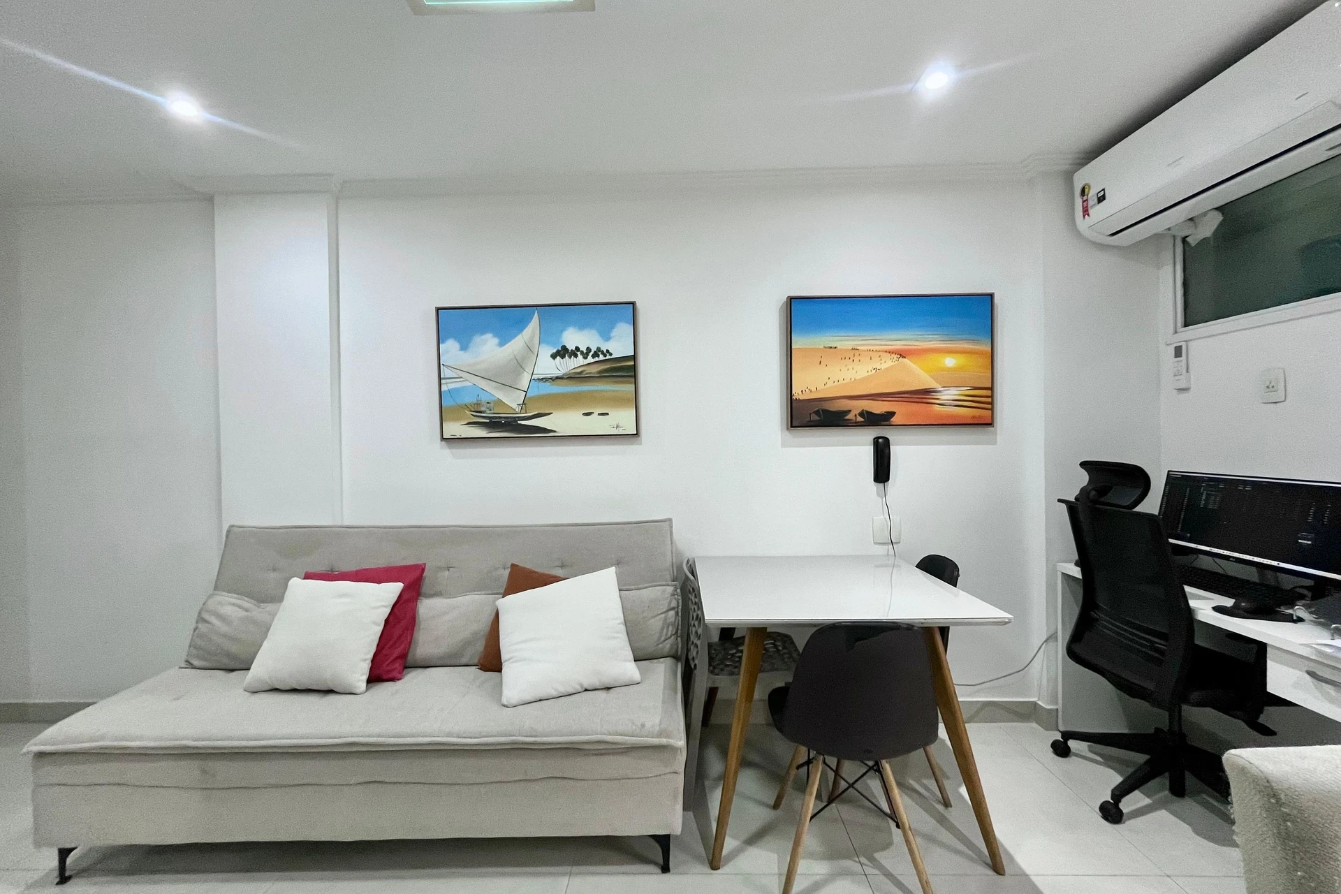Furnished 1-bedroom apartment with pet-friendly policy — photo 18