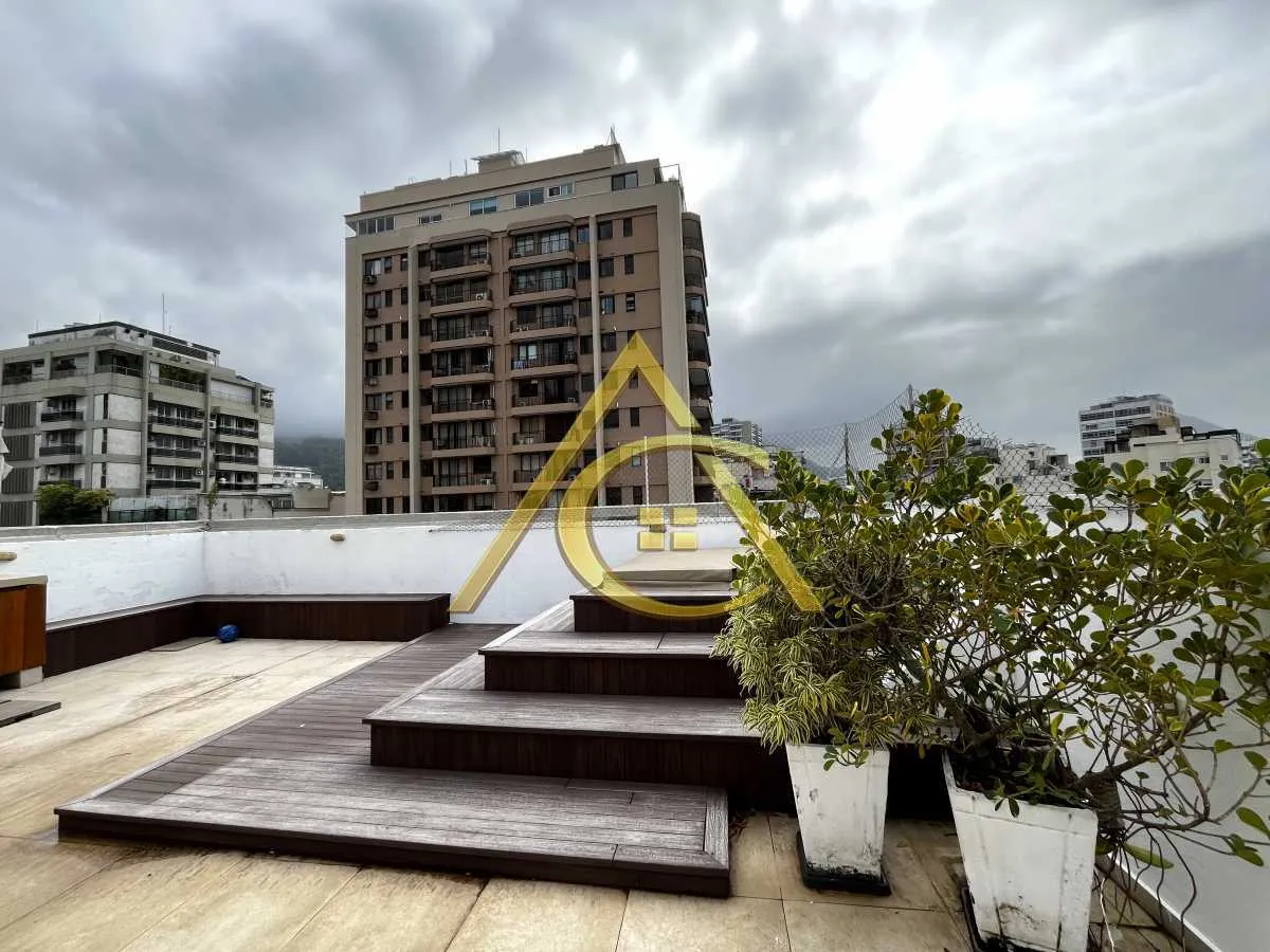Apartamento duplex com 4 quartos e 239 m² — photo 24