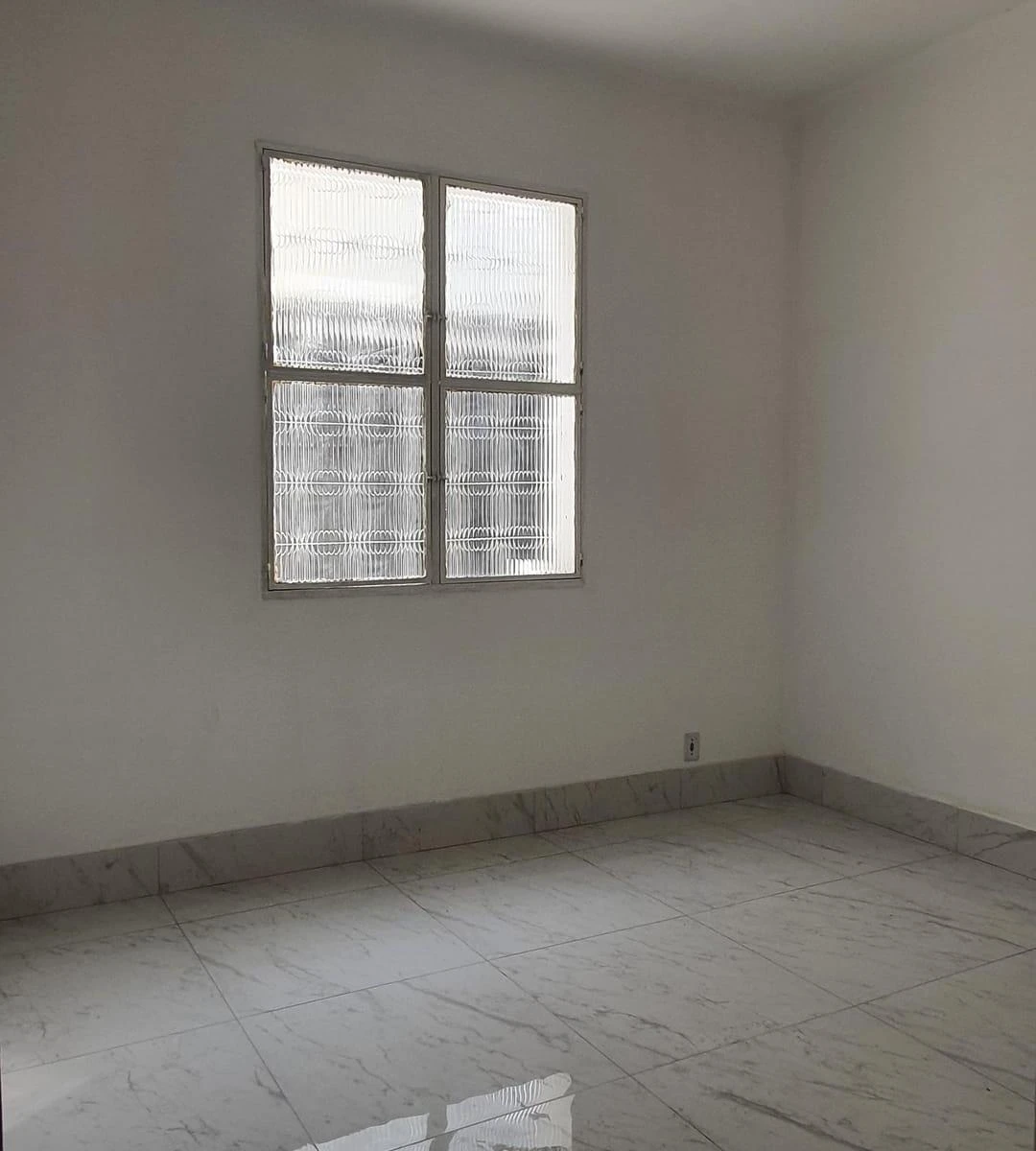 Unfurnished 75 m² apartment with 2 bedrooms and 1 suite — photo 9