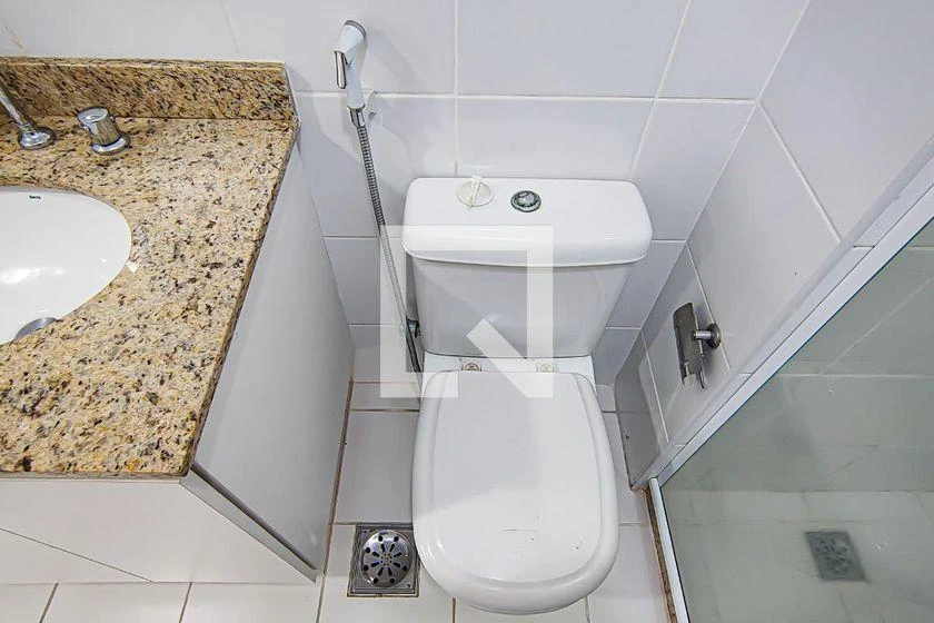 Apartamento vazio de 3 quartos com varanda e 185 m² — photo 39
