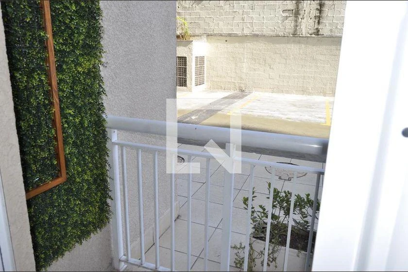 2-bedroom apartment in a building with a gym — photo 25