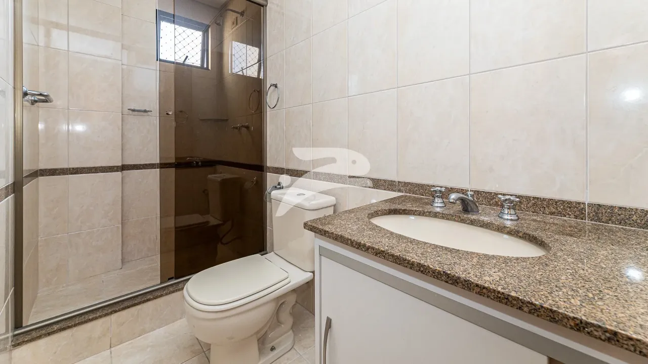 Квартира с 2 спальнями, 1 ванной и 1 местом — photo 9