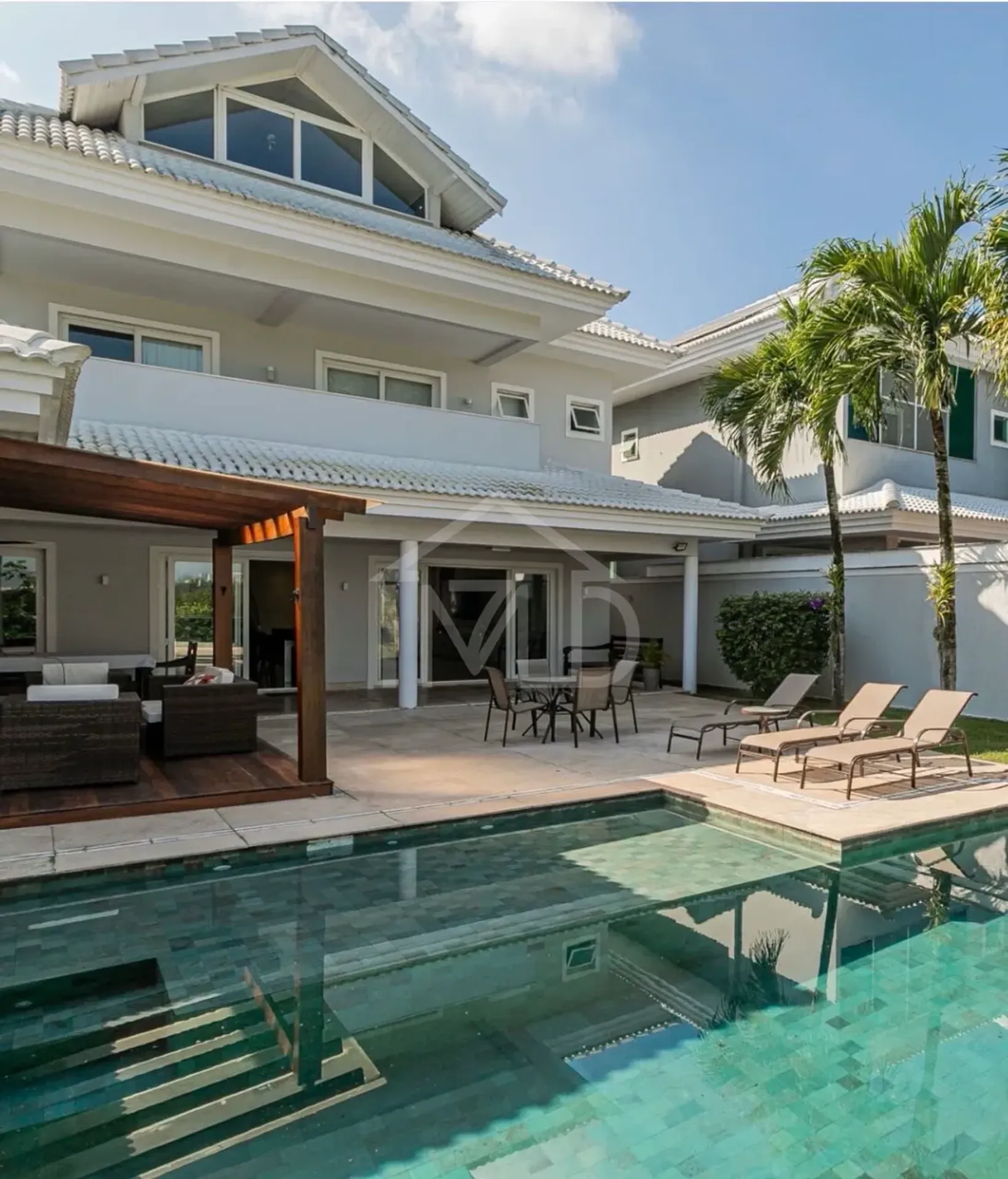 House with 4 suites, open-plan kitchen, 650 m² — photo 7