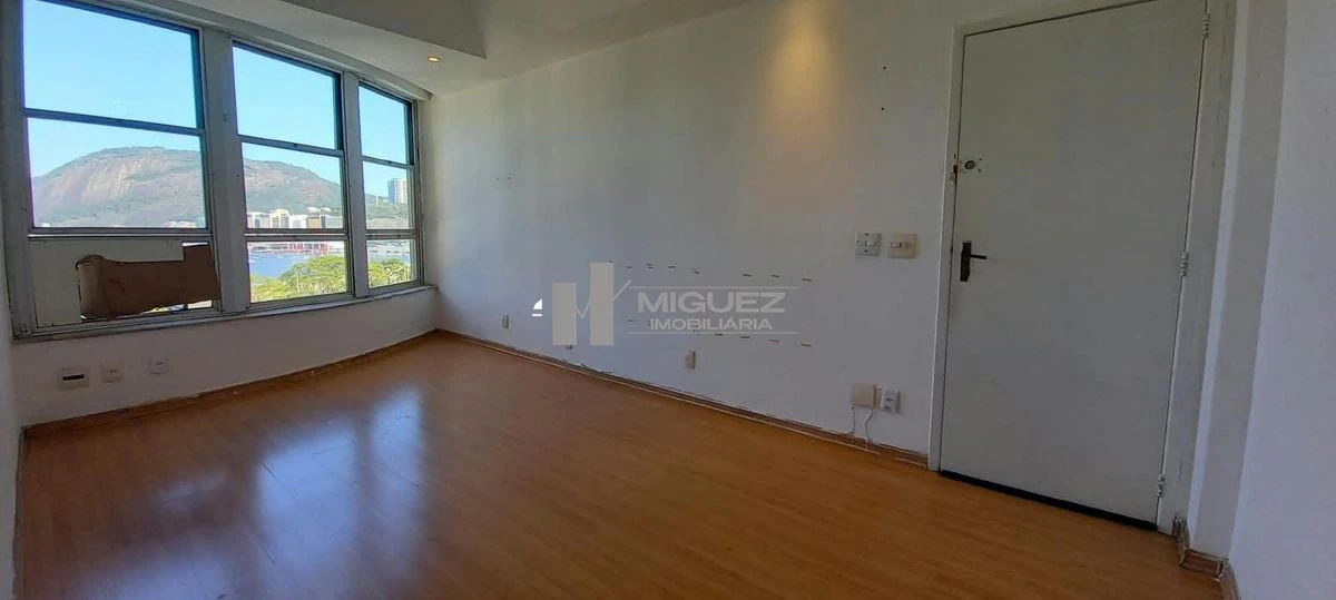 Apartamento de 190 m² com 3 quartos e vaga, cozinha fechada — photo 22