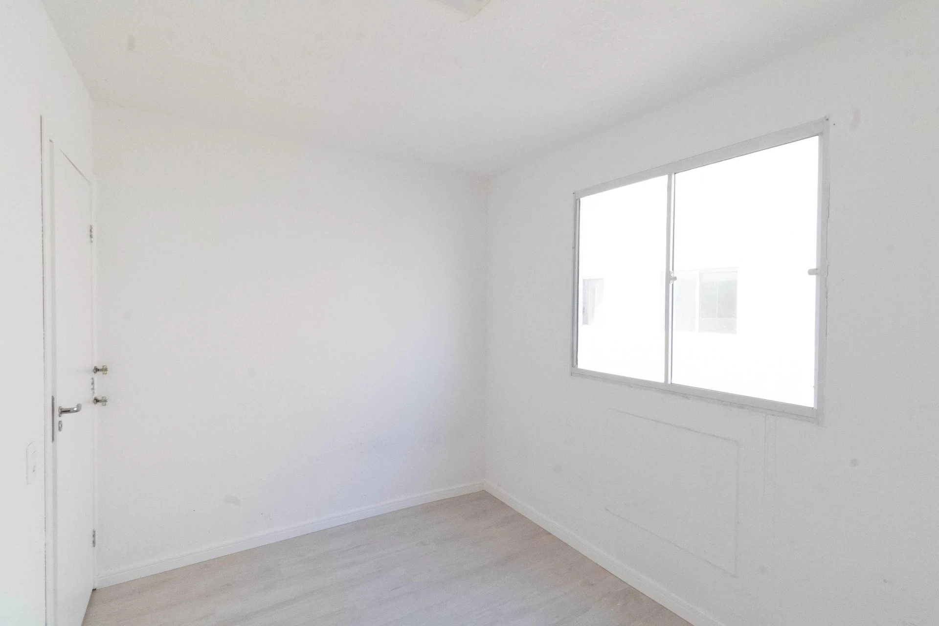 Unfurnished rental apartment with 2 bedrooms and 1 parking spot — photo 20