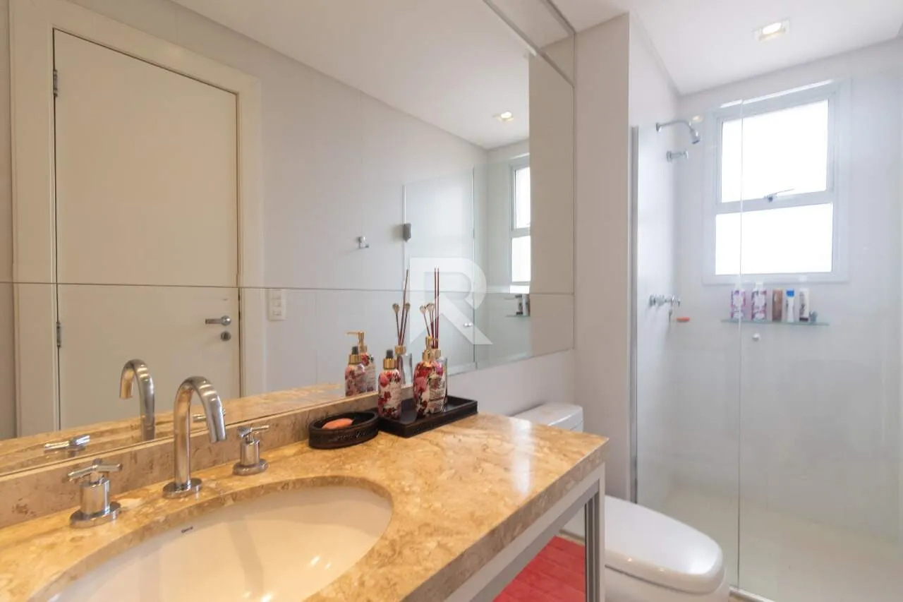 187 m² apartment with 3 en-suites and private BBQ — photo 31