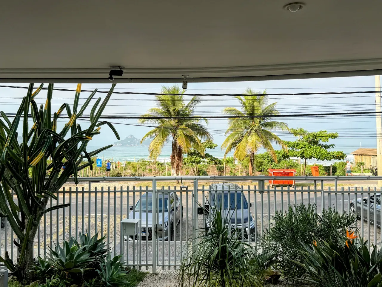 3-bedroom apartment with glass-enclosed balcony and 4 baths — photo 49