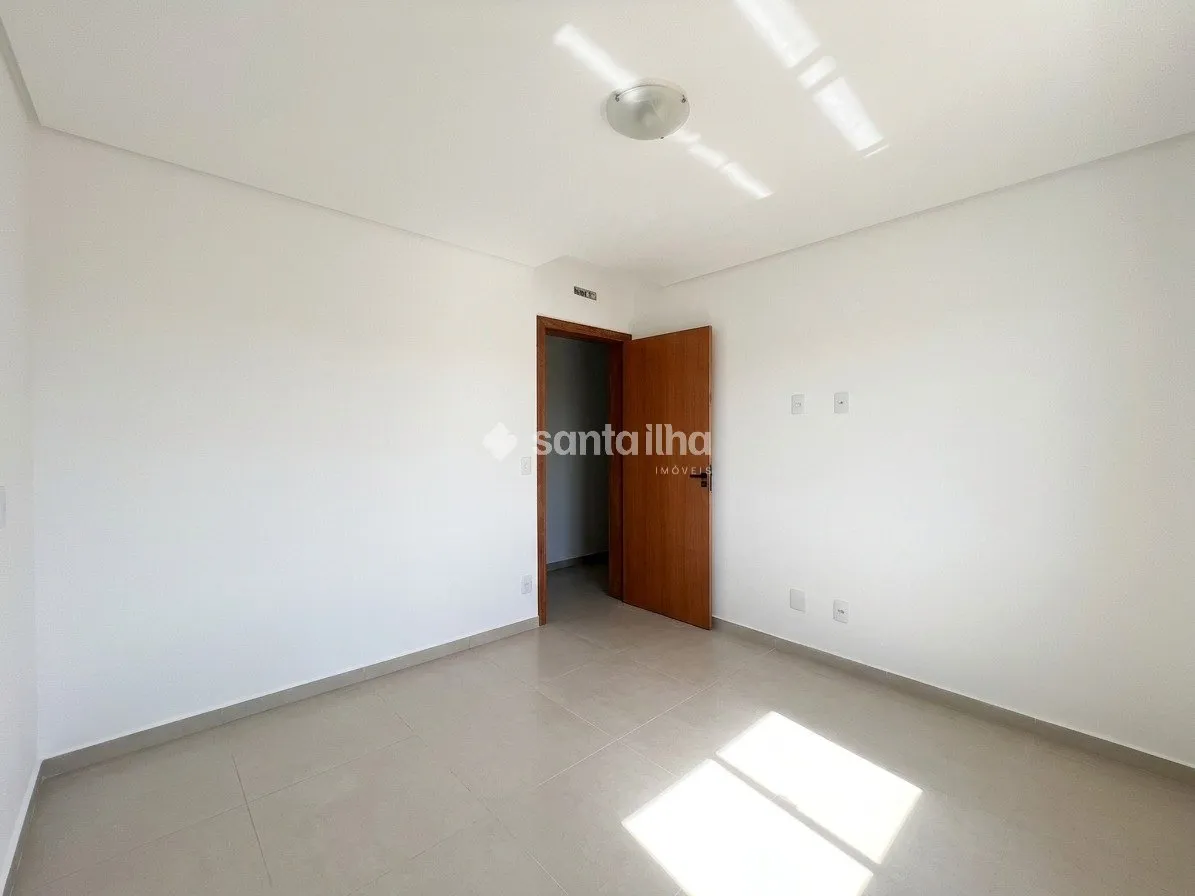 House with 3 bedrooms, private garden, open kitchen — photo 17
