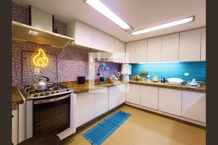 156 m² 3-bedroom apartment with 1 parking space — photo 50