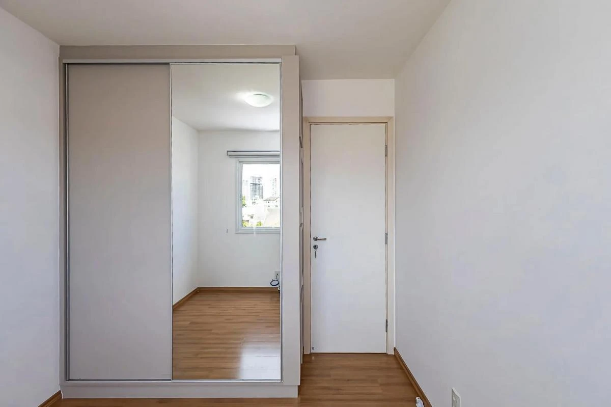 Apartamento de 3 quartos com varanda envidraçada — photo 39