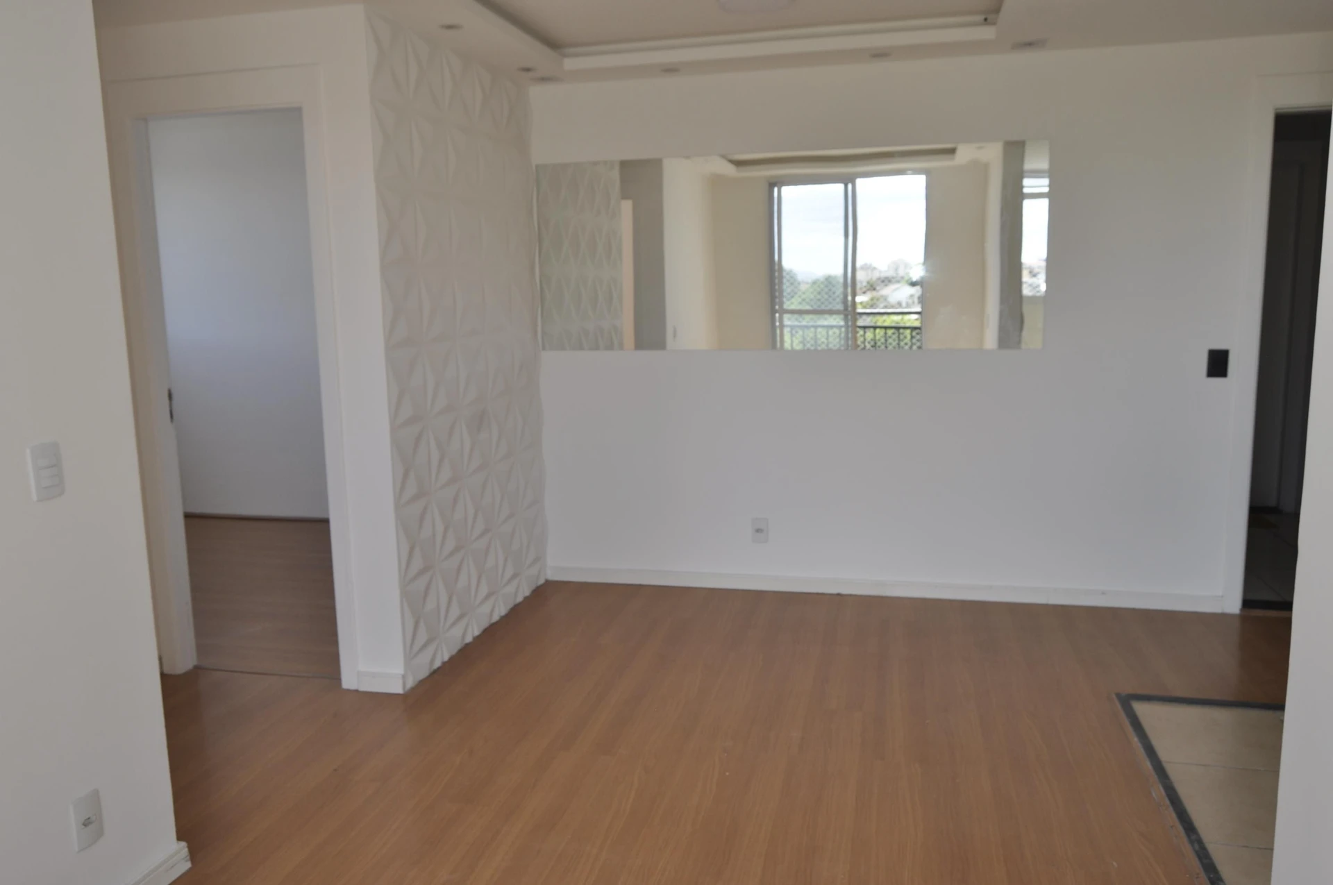Балкон с грилем и 2 спальни: квартира 47 м² — photo 36