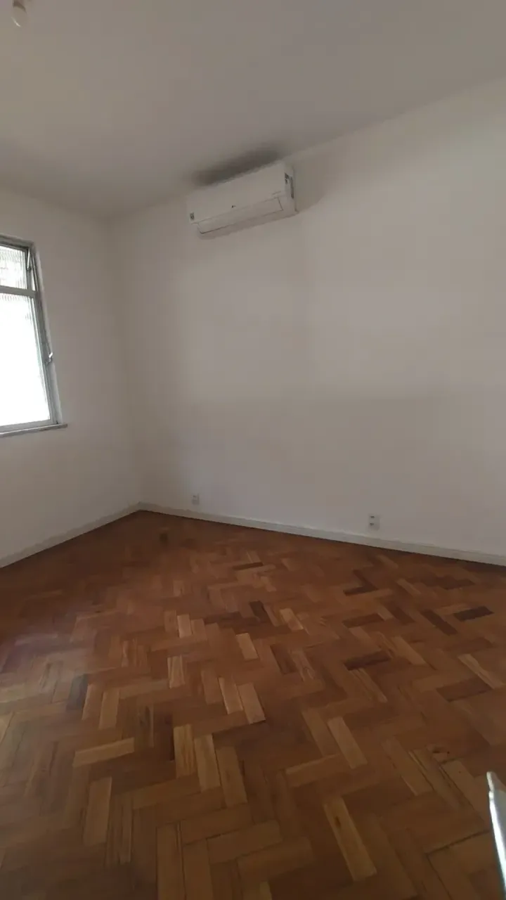 House with 5 bedrooms and 5 bathrooms — photo 8