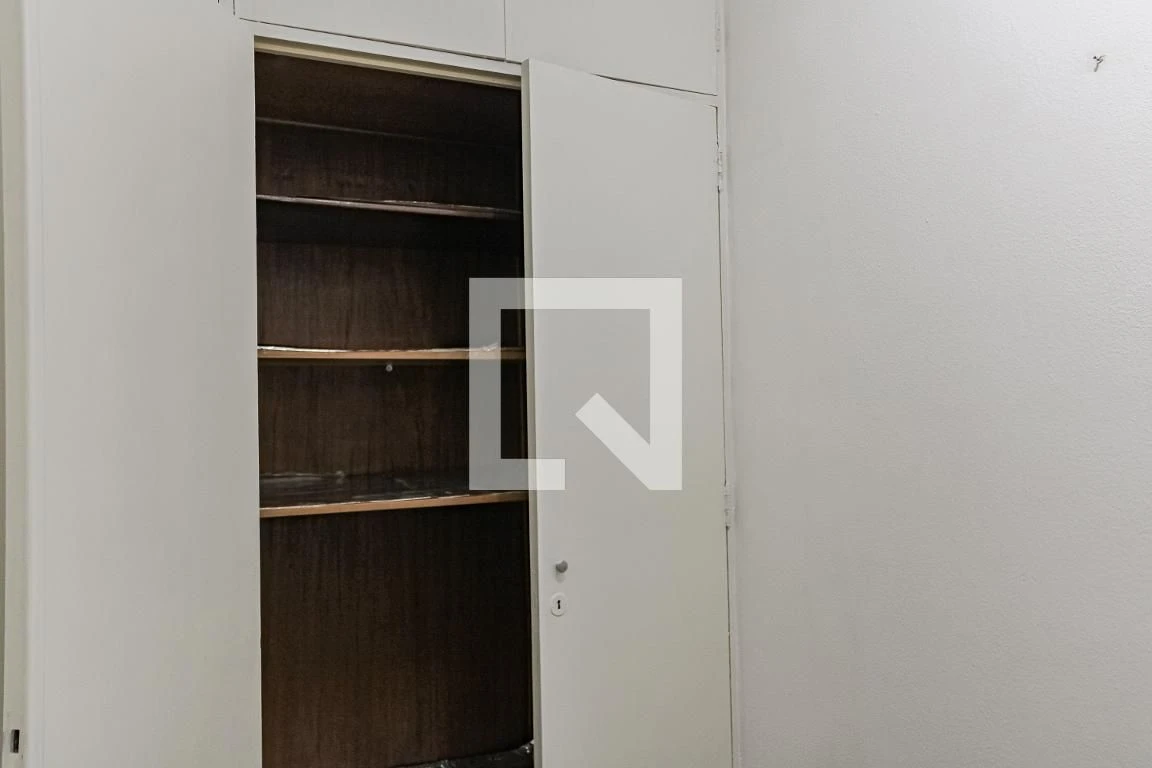 Apartment, 116 m², with wood or laminate floors — photo 48
