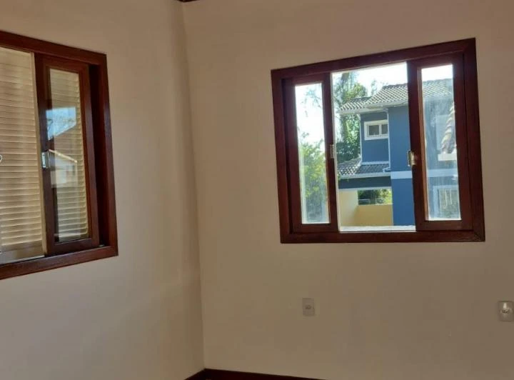 House with 3 bedrooms and an en-suite — photo 6