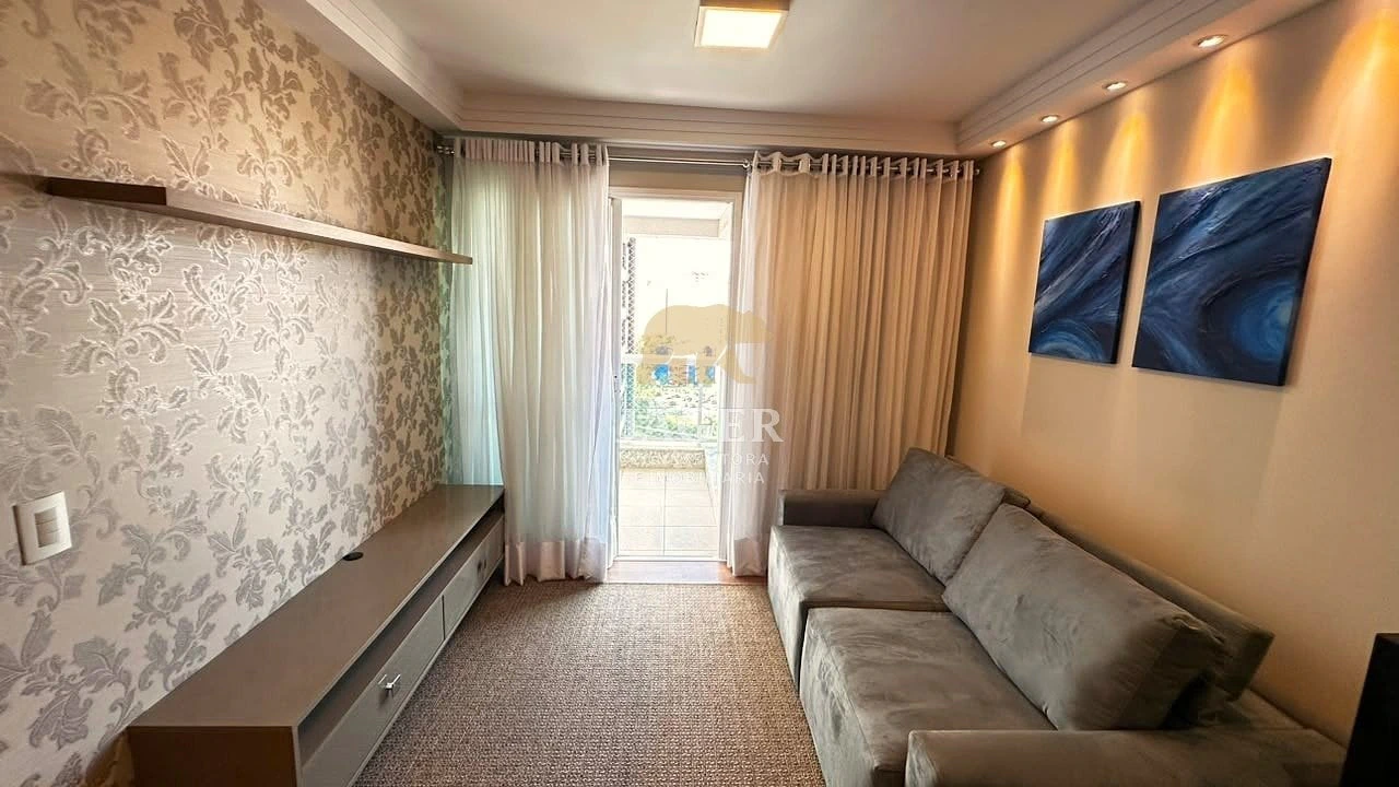 2-bedroom apartment with a home office