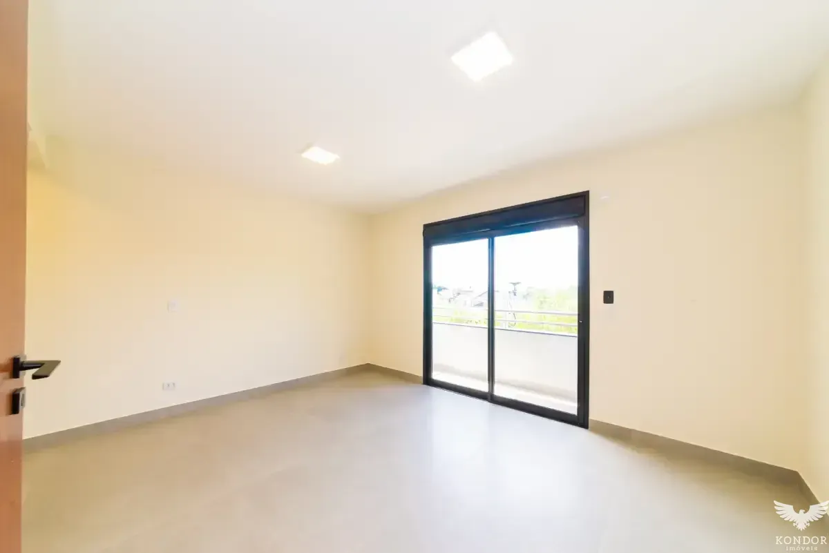 Two-story house with 230 m², 3 bedrooms and 4 baths — photo 30