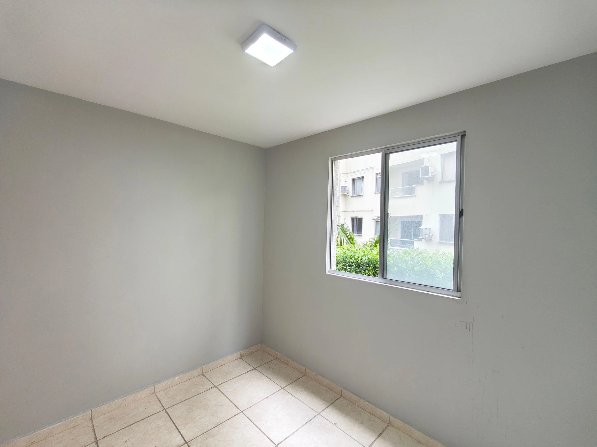 2-bedroom apartment in a building with a pool — photo 46