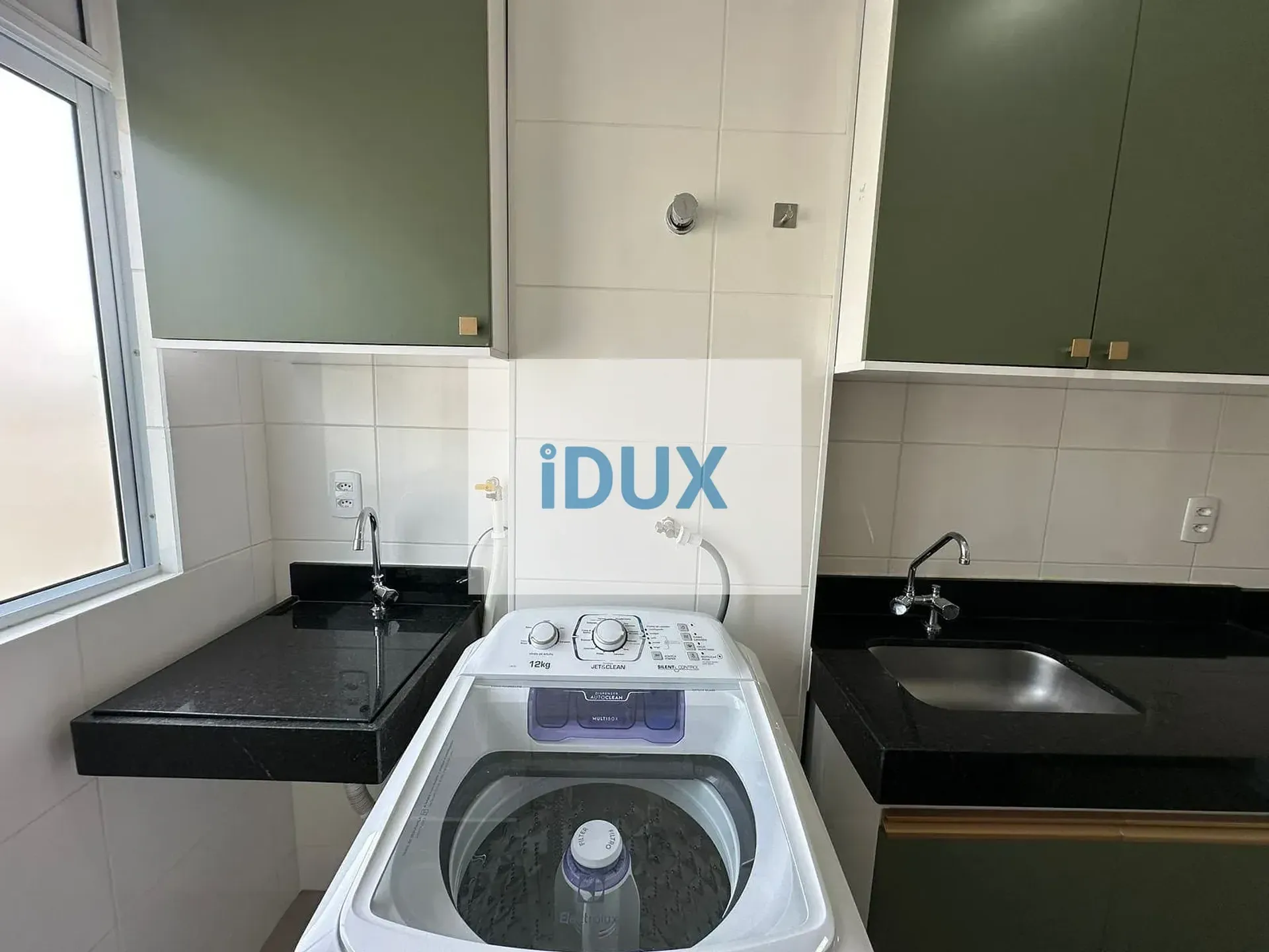 2-bedroom apartment with a washing machine — photo 4