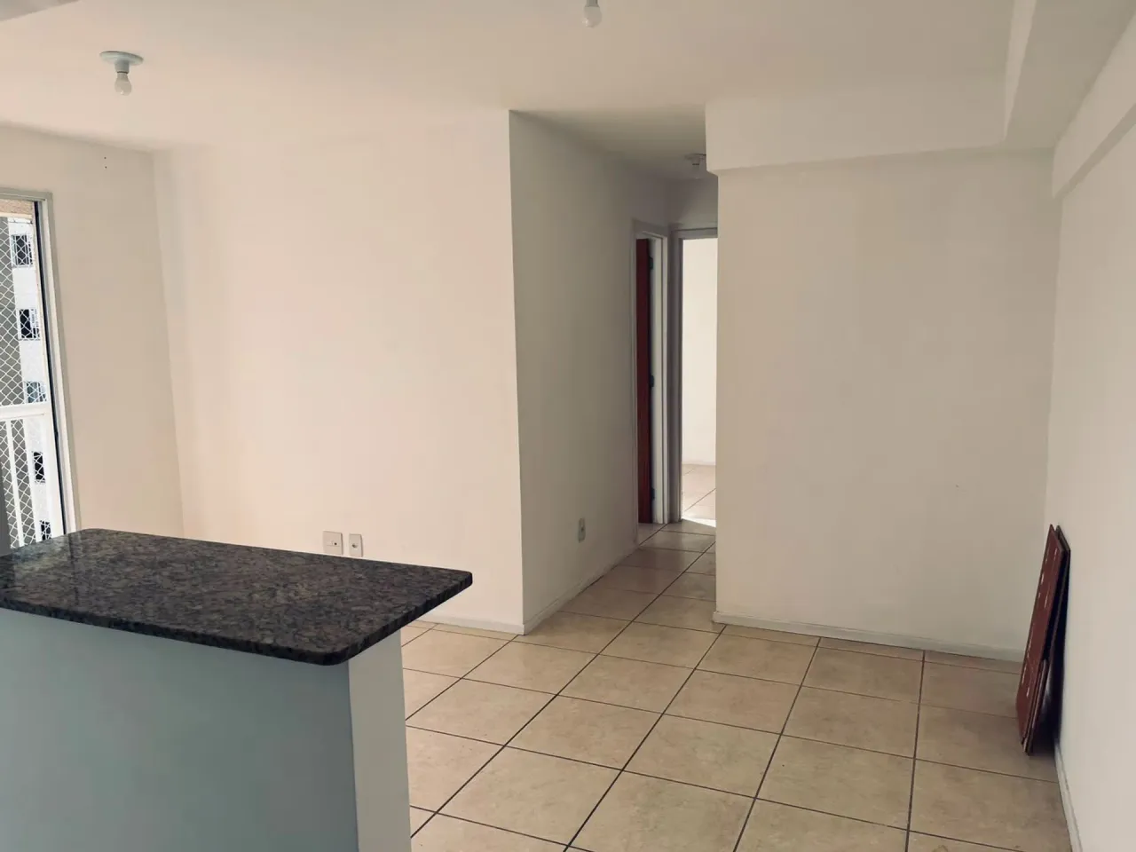 Unfurnished 2-bedroom apartment with 2 bathrooms — photo 3