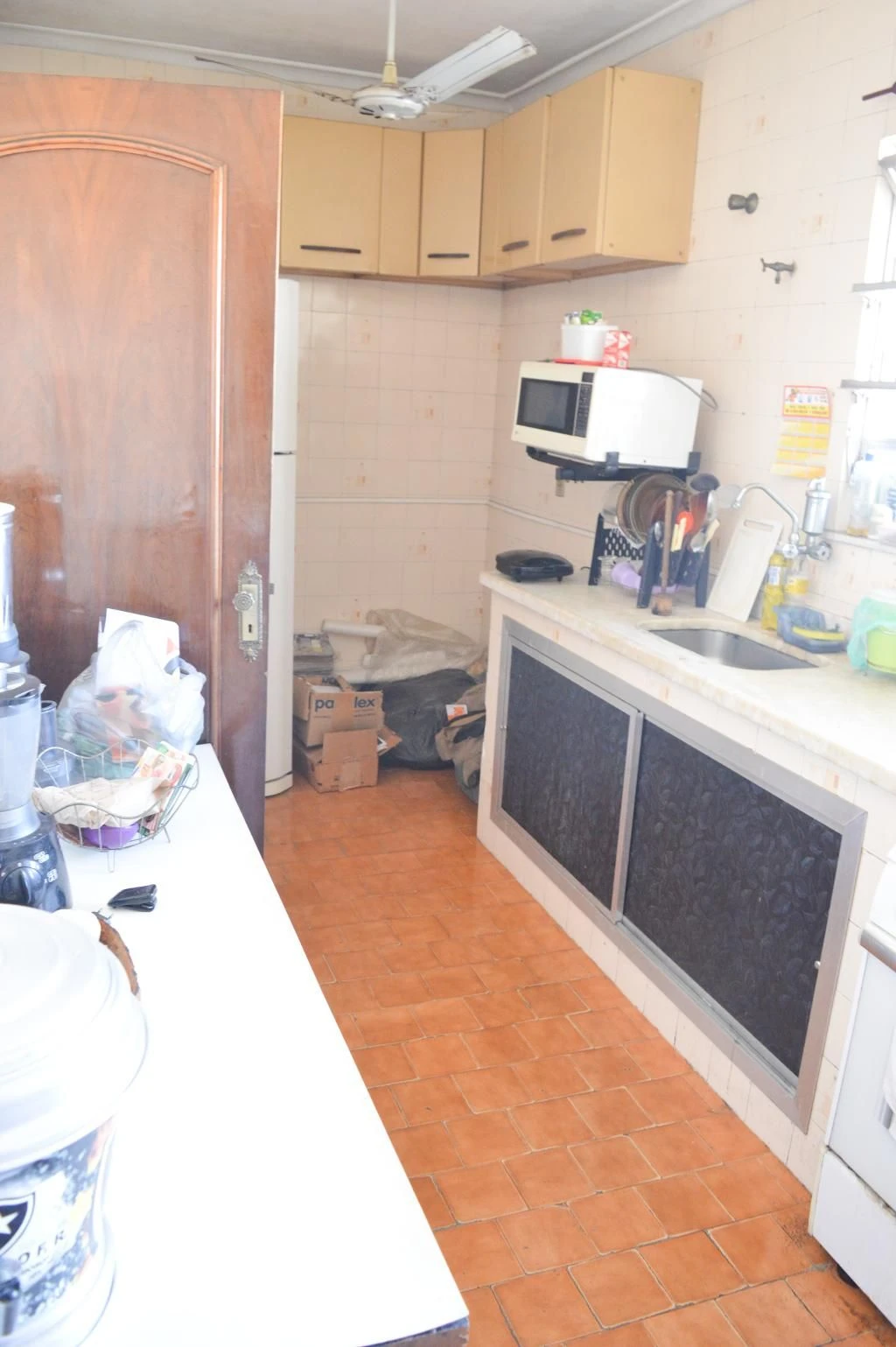 Furnished 2-bedroom apartment with private BBQ — photo 11