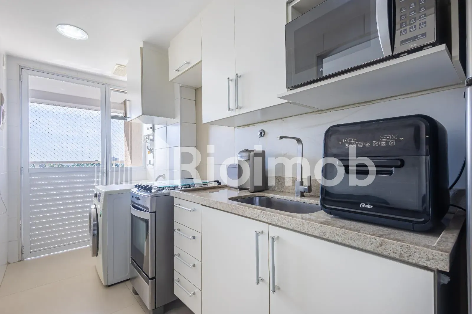 Стиральная машина и 2 спальни: квартира 68 м² — photo 2