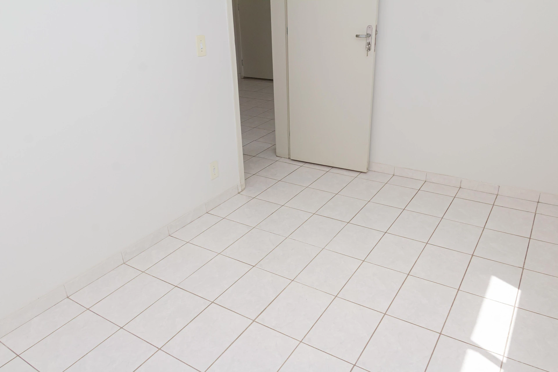 Rental apartment with 2 bedrooms and 1 parking space — photo 52