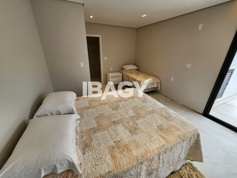 Furnished 2-bedroom apartment with 110 m² — photo 14