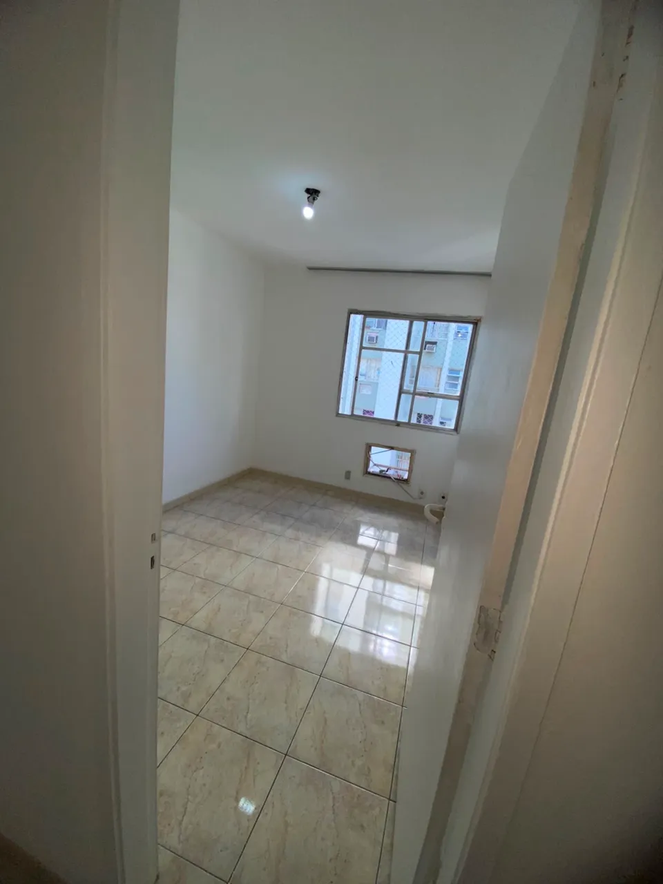 Rental apartment with 2 bedrooms and 1 bathroom, no parking — photo 8