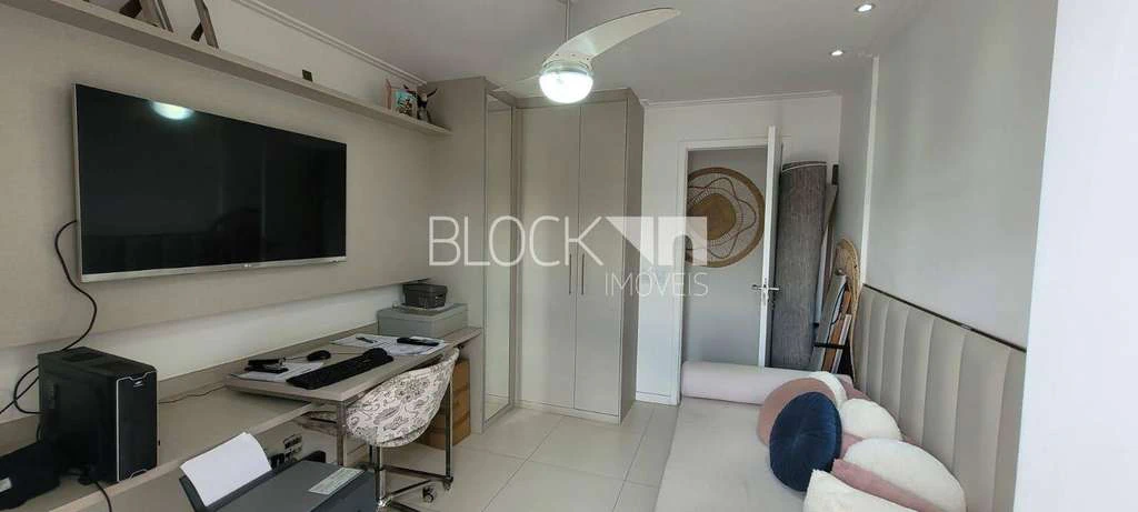 Furnished apartment with 3 bedrooms and 2 en-suites — photo 21