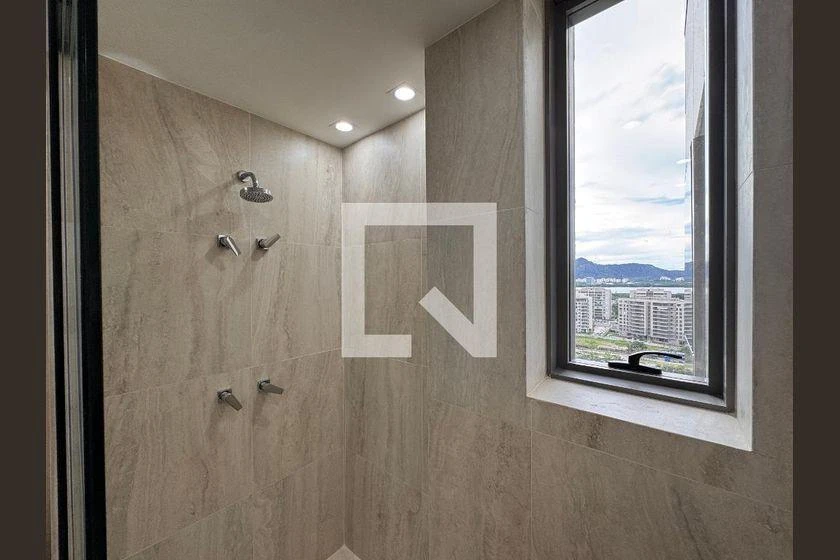 Rental apartment with 3 en-suite bedrooms and 130 m² — photo 19