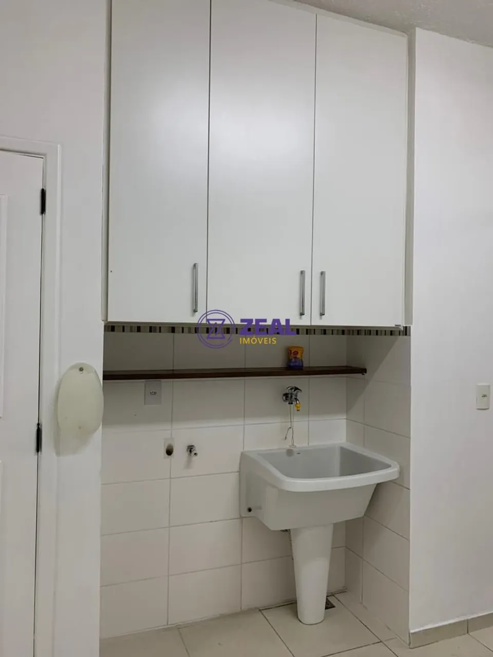 Casa sem mobília com 4 quartos e 5 banheiros — photo 18
