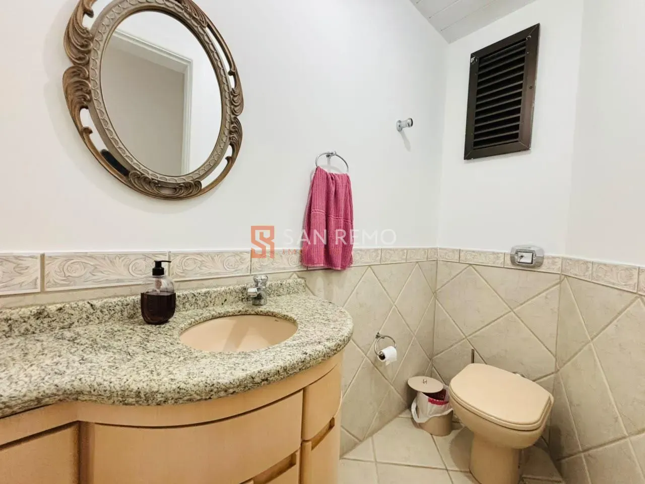 2-bedroom apartment with a washing machine — photo 7