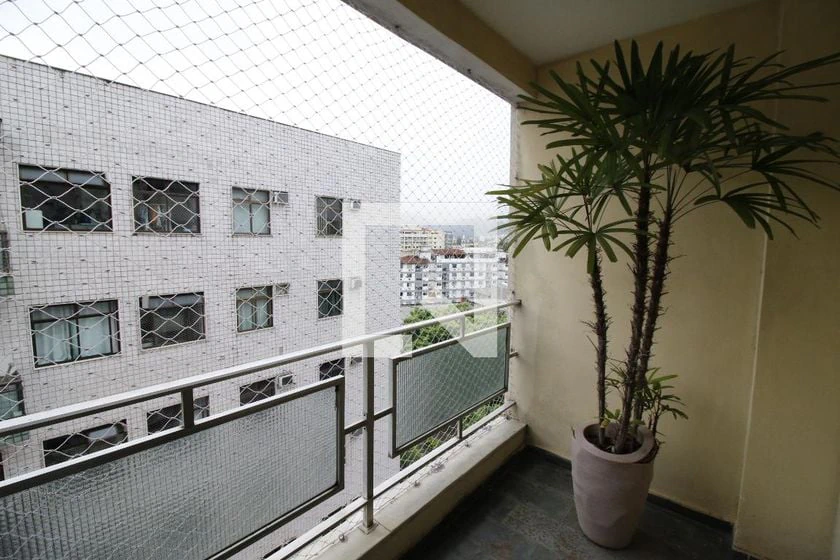 Деревянный пол или ламинат и 3 спальни: квартира 128 м² — photo 4