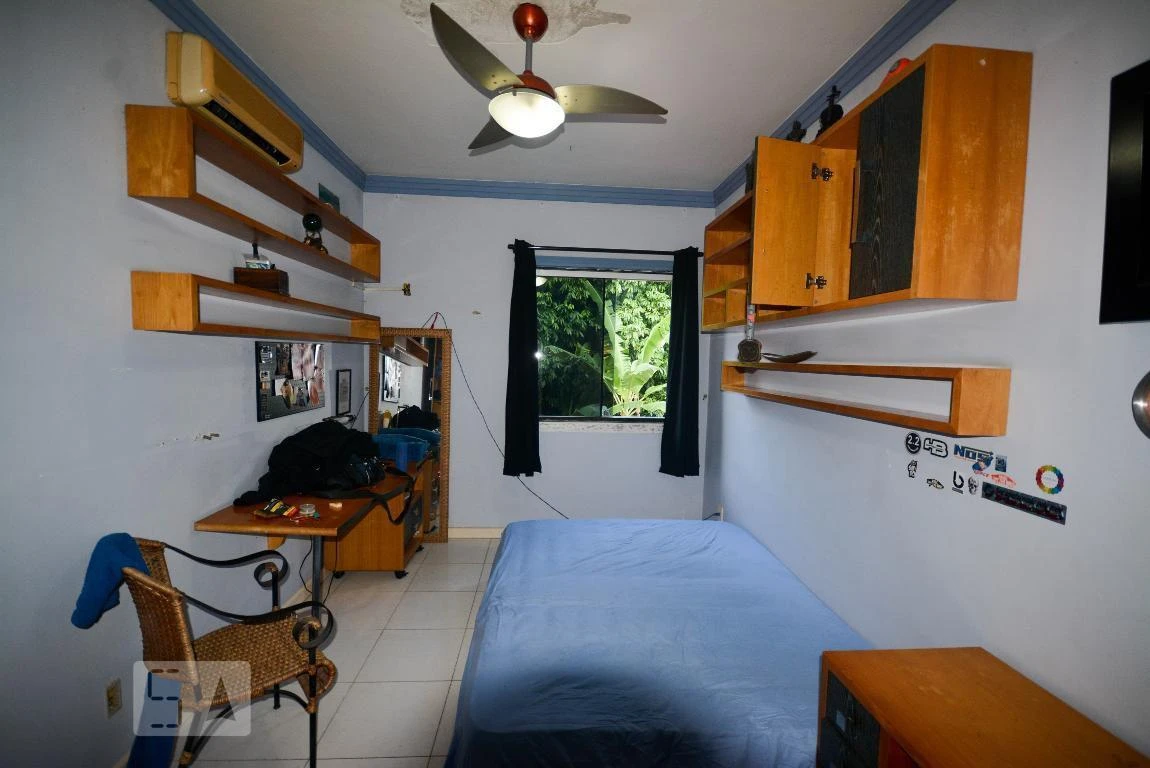 5-bedroom house with 6 bathrooms, 500 m² and 4 parking — photo 33