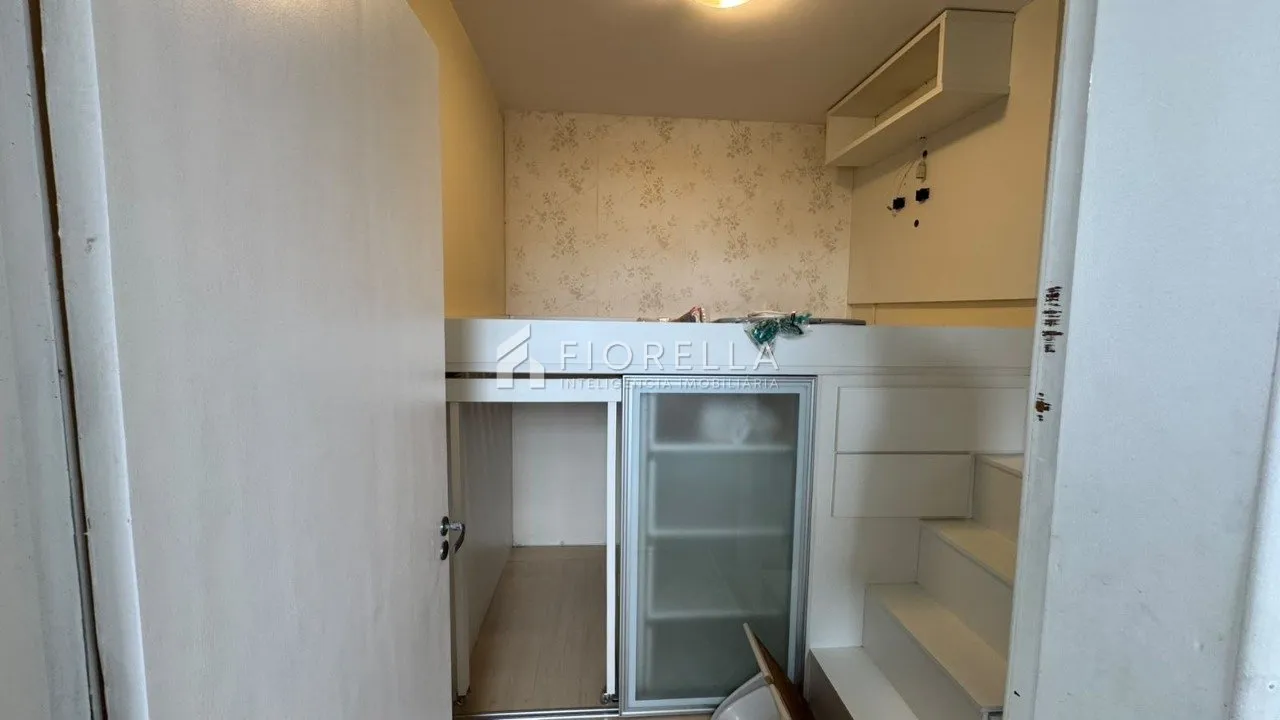 113 m² apartment with a home office and a water view — photo 17