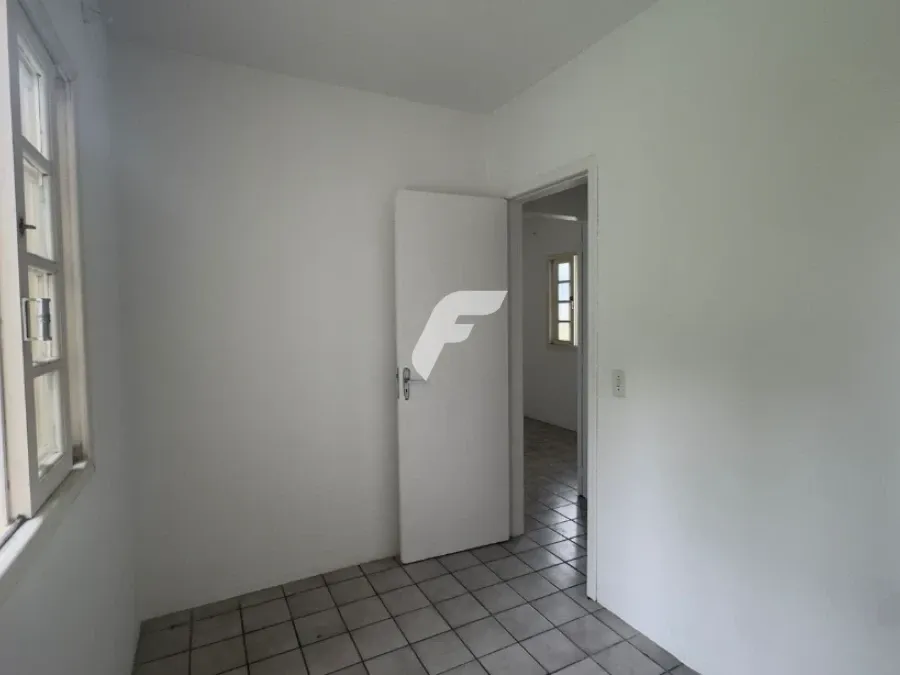 Apartamento para aluguel anual com 2 dormitórios e vaga — photo 4