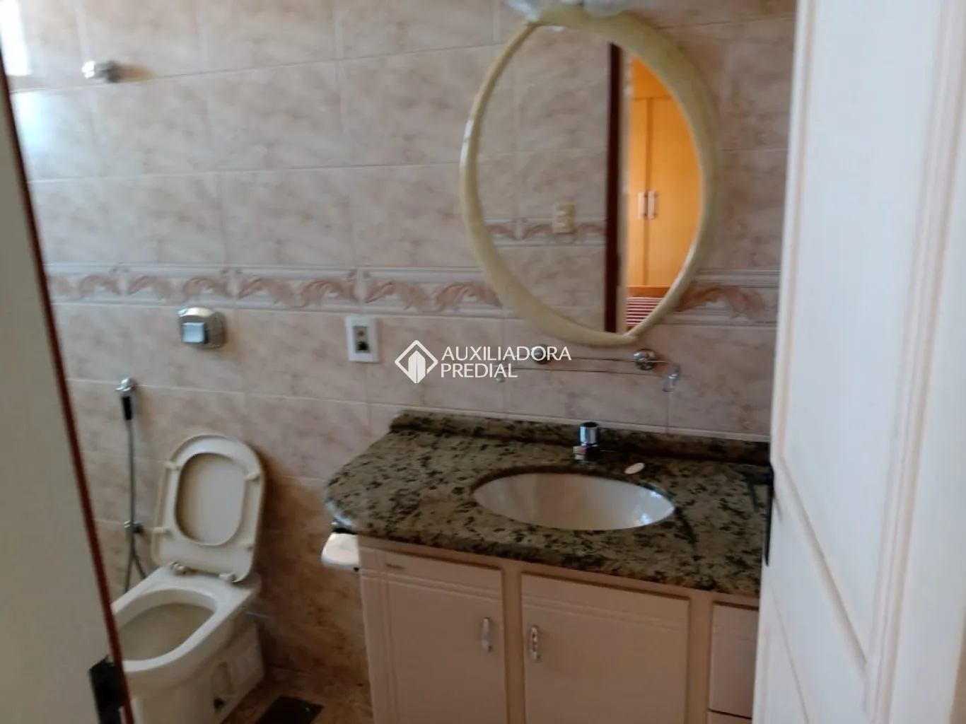 Penthouse with 3 bedrooms and balcony on 5th floor — photo 13