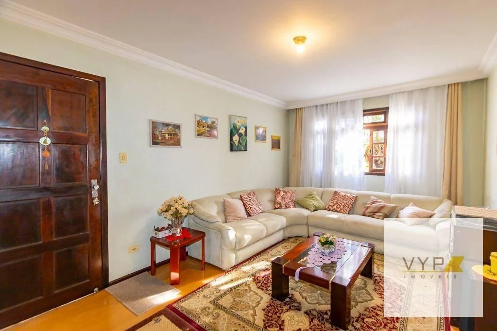4-bedroom house with a home office