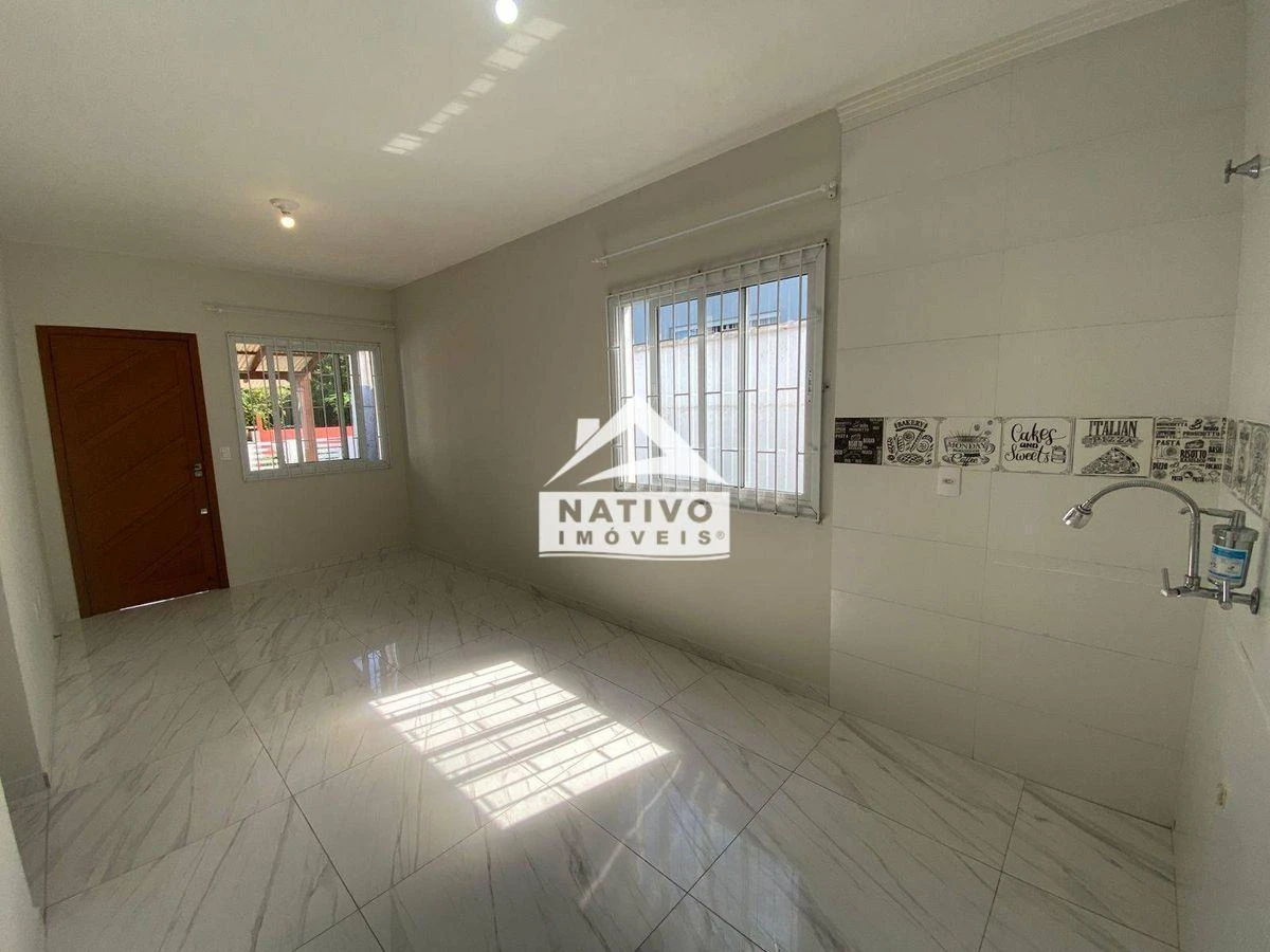 Casa de 2 quartos, sendo 1 suíte, 55 m²