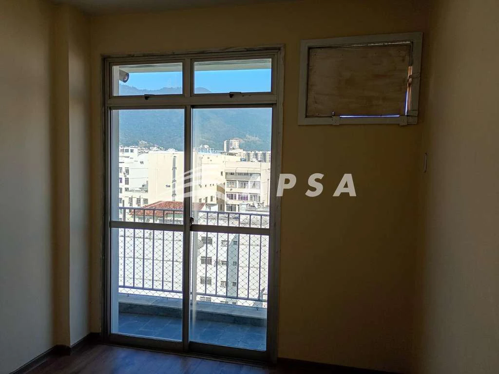 120 m² apartment with 3 bedrooms and 2 parking spots — photo 13