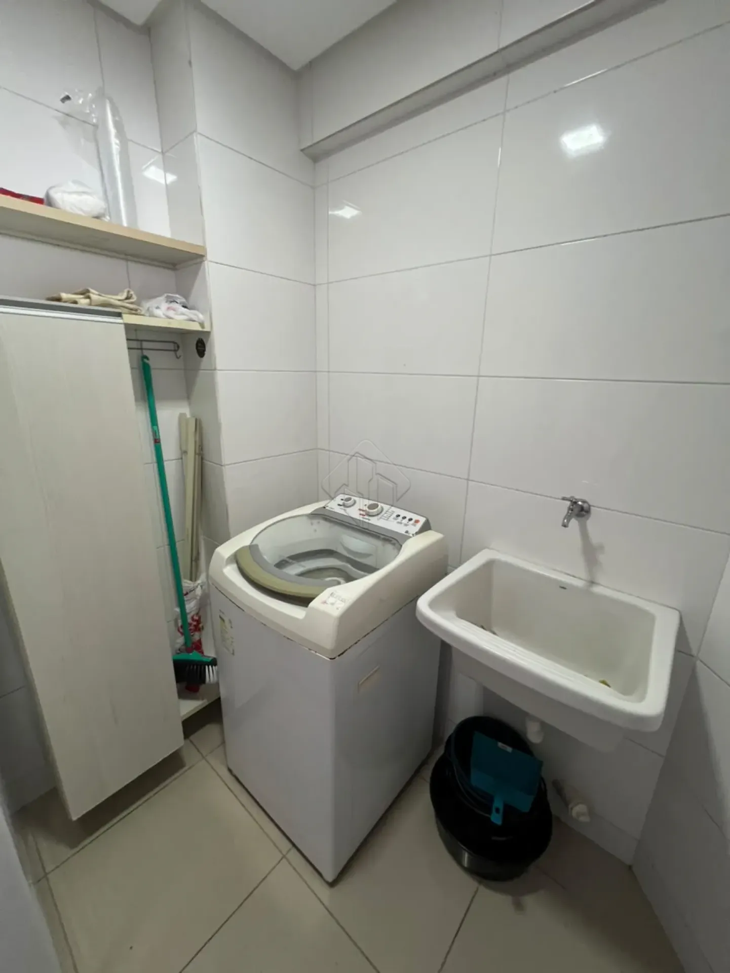 Furnished 2-bedroom apartment with 1 parking spot, 11th floor — photo 8